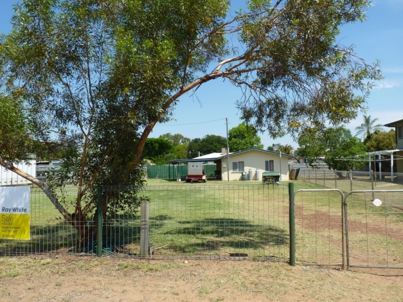 60 Alfred Street, St George QLD 4487