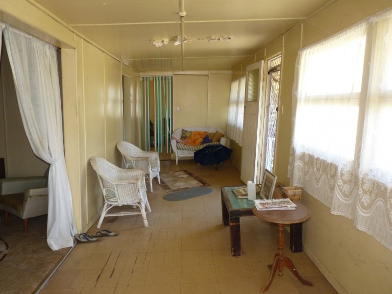 53 Grey Street, St George QLD 4487