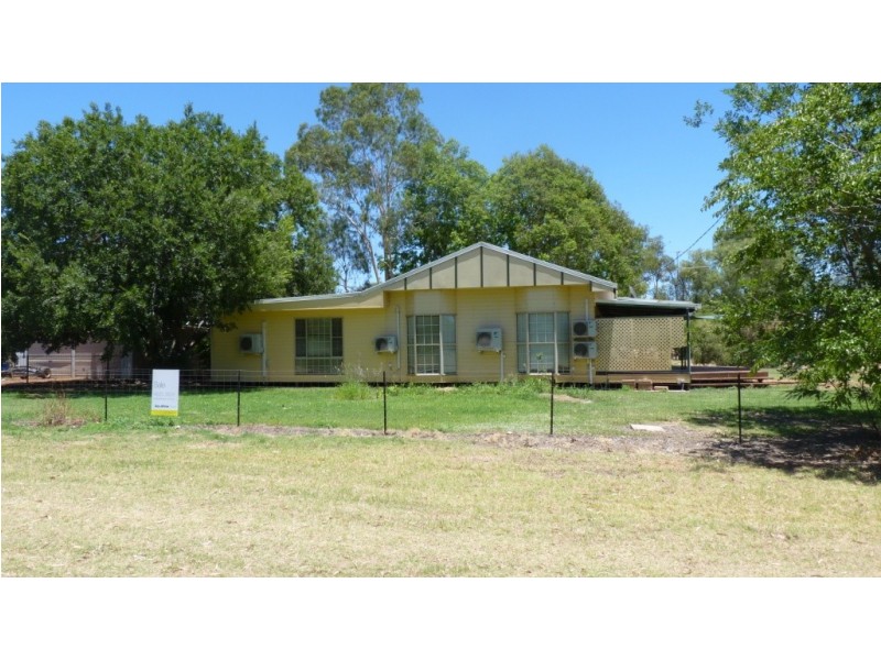 52 Albert Street, St George QLD 4487