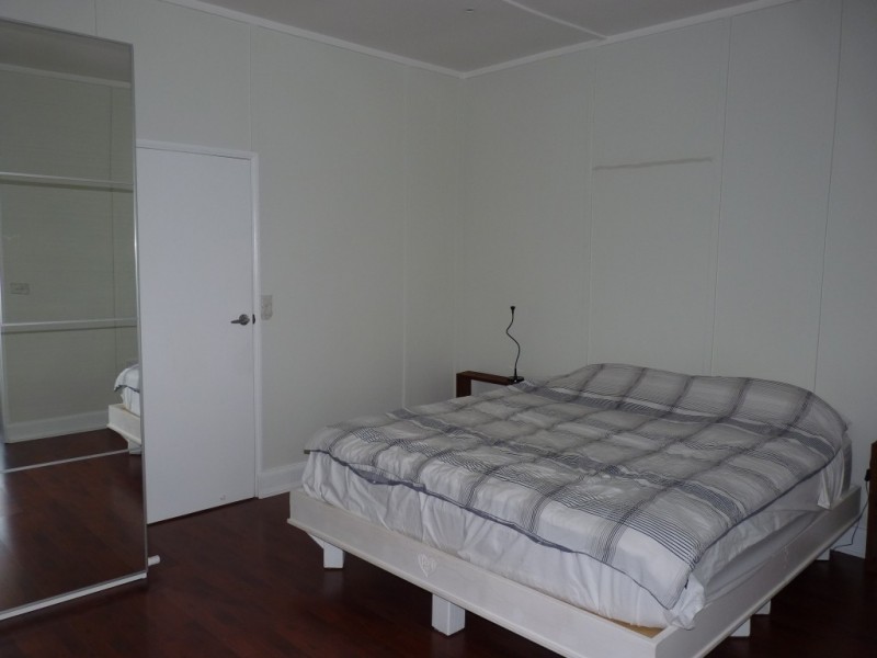 64 Scott Street, St George QLD 4487