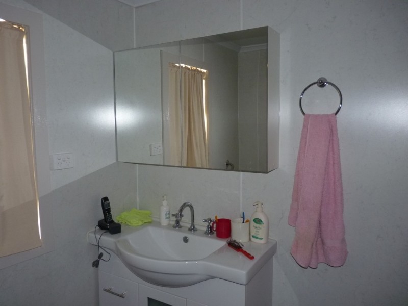 21 Weatherall Street, St George QLD 4487