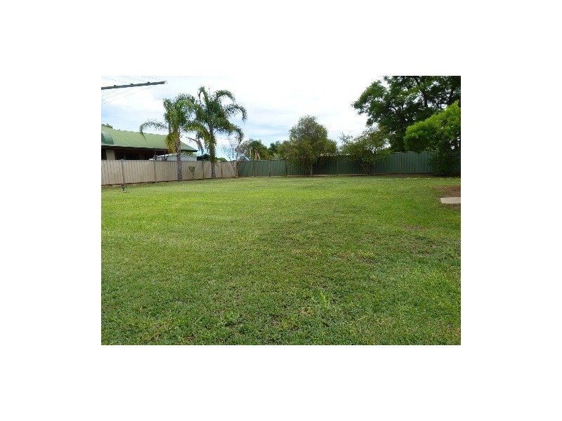 40 Roe Street, St George QLD 4487