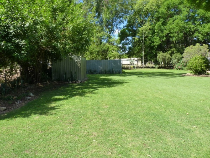 35 Kenny Lane, St George QLD 4487