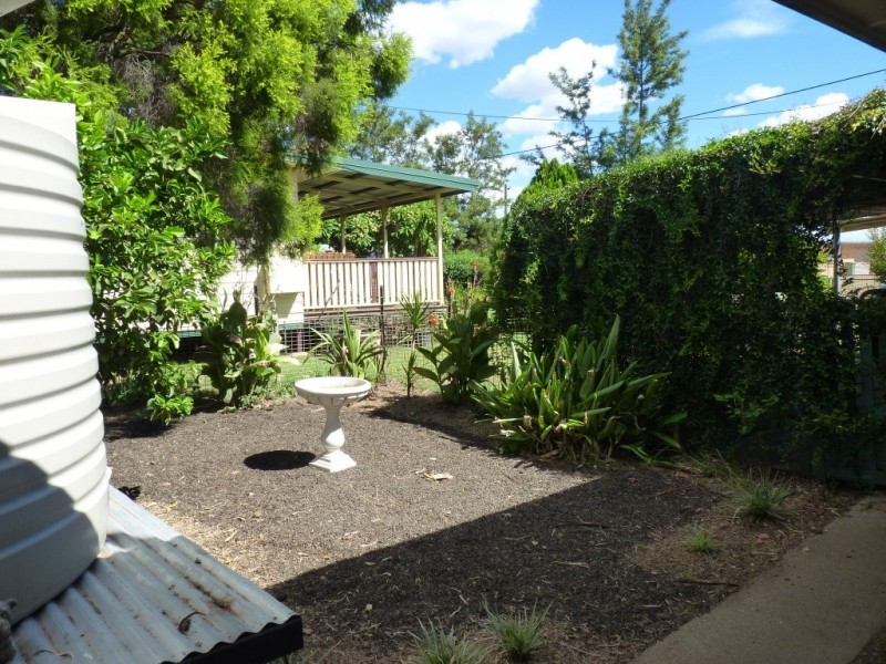 35 Kenny Lane, St George QLD 4487