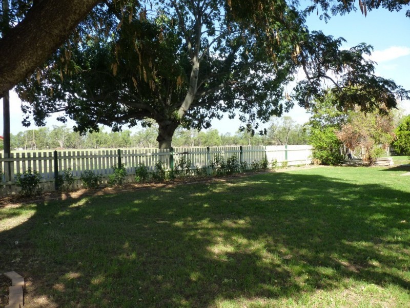 2-4 Alfred Street, St George QLD 4487