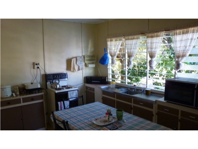 29 Roe Street, St George QLD 4487