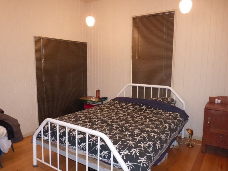 55 Scott Street, St George QLD 4487