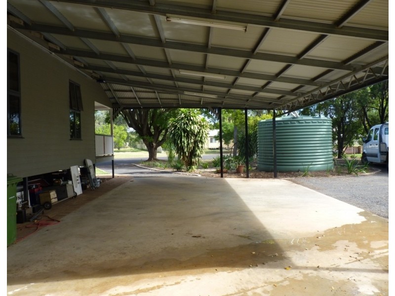 55 Scott Street, St George QLD 4487