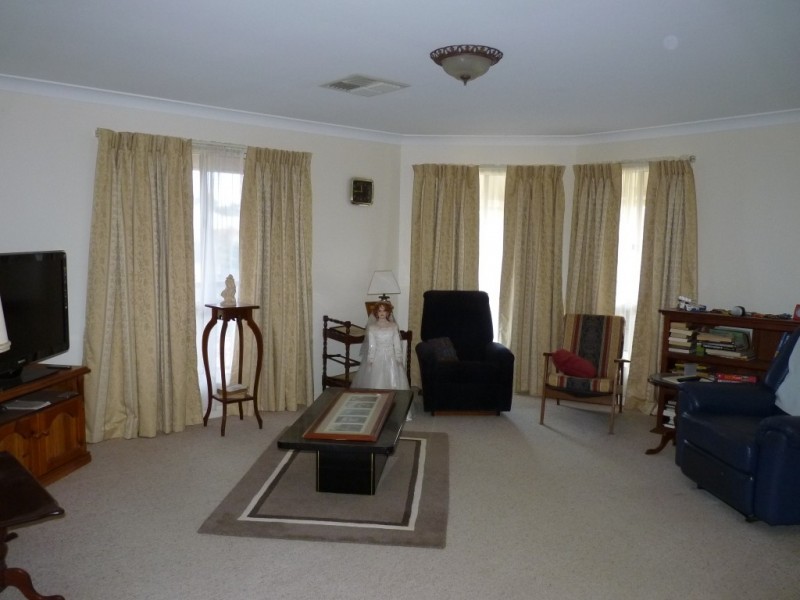 15 Taylor Street, St George QLD 4487