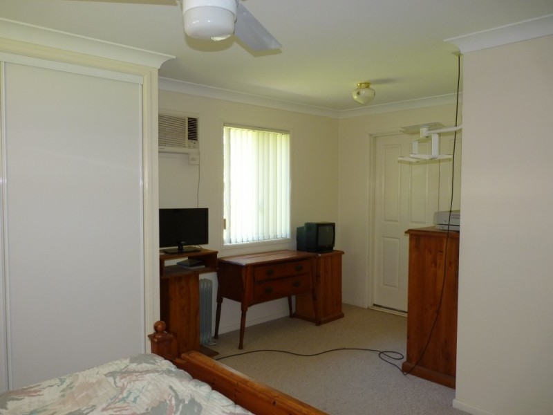 15 Taylor Street, St George QLD 4487