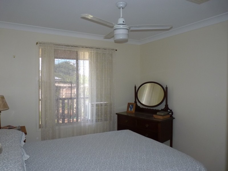 15 Taylor Street, St George QLD 4487