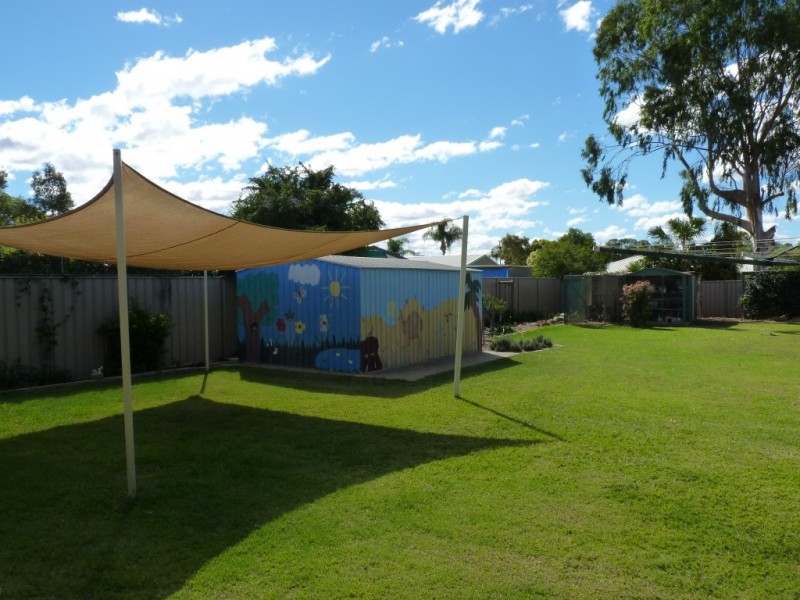 15 Taylor Street, St George QLD 4487