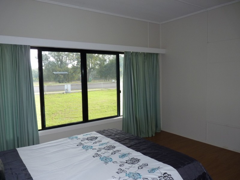 54 St Georges Terrace, St George QLD 4487