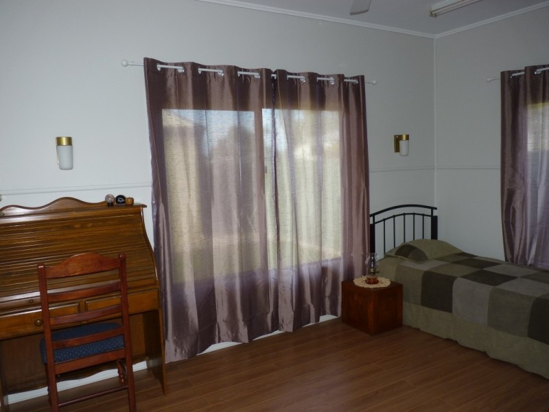 54 St Georges Terrace, St George QLD 4487