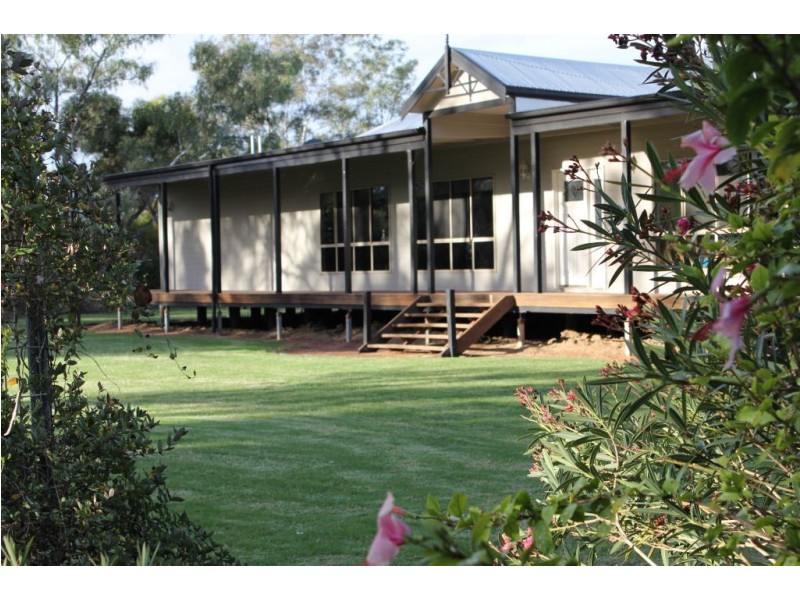 73-79 Ida St, Dirranbandi QLD 4486