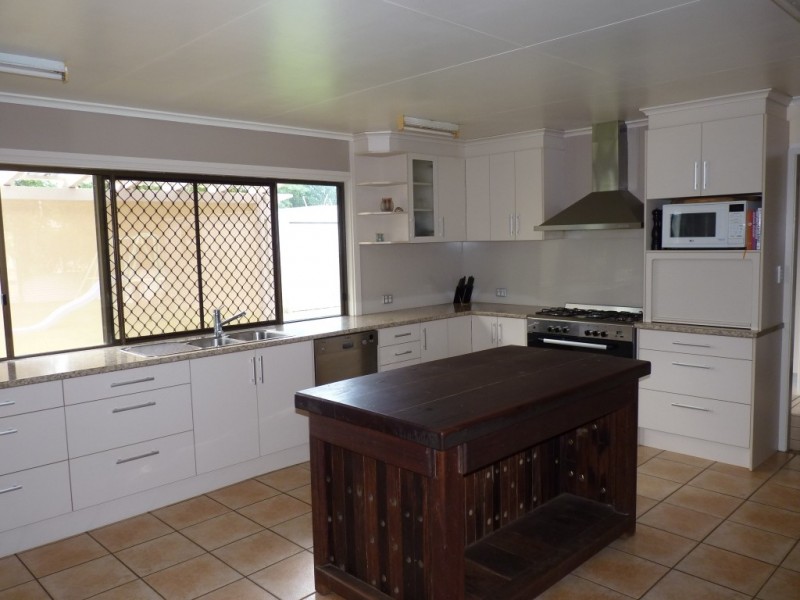 7 Robert Street, St George QLD 4487