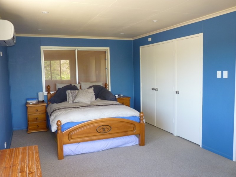 7 Robert Street, St George QLD 4487