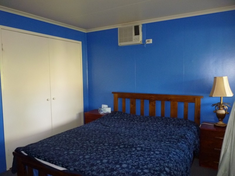 7 Robert Street, St George QLD 4487