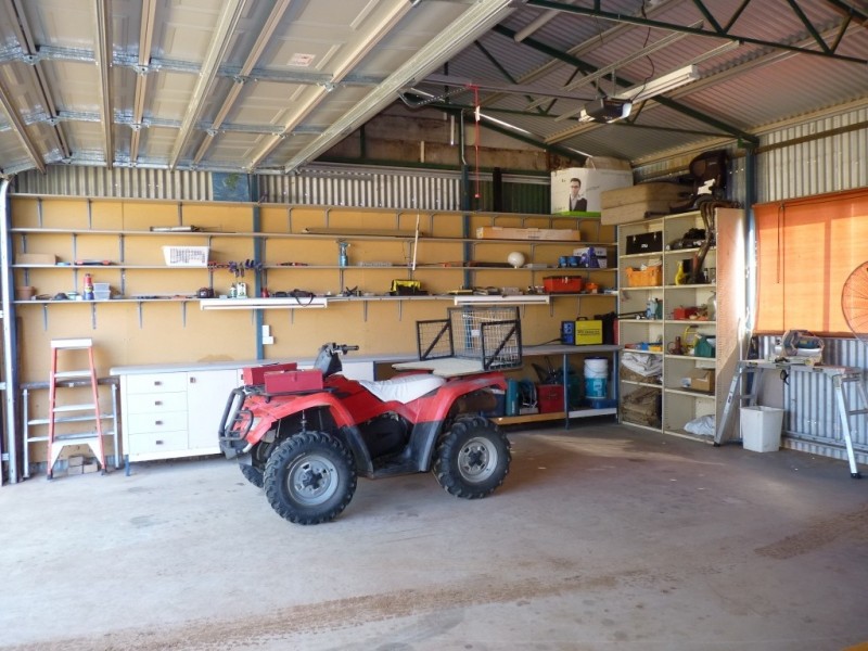 7 Robert Street, St George QLD 4487