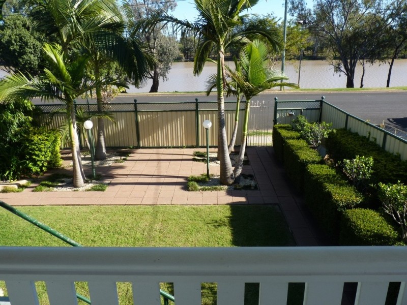 102 St Georges Terrace, St George QLD 4487