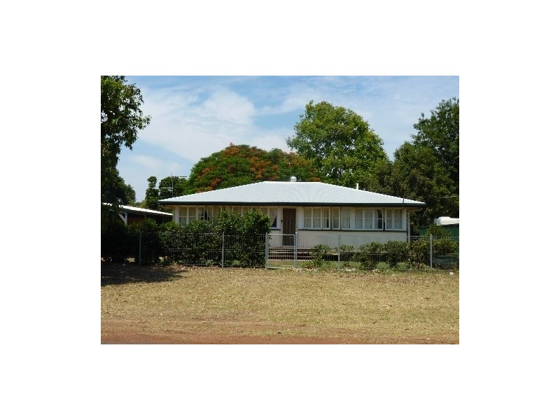 14 Murchison, St George QLD 4487