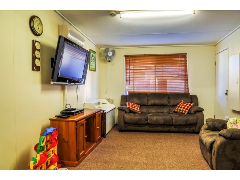 10 Victoria Street, St George QLD 4487