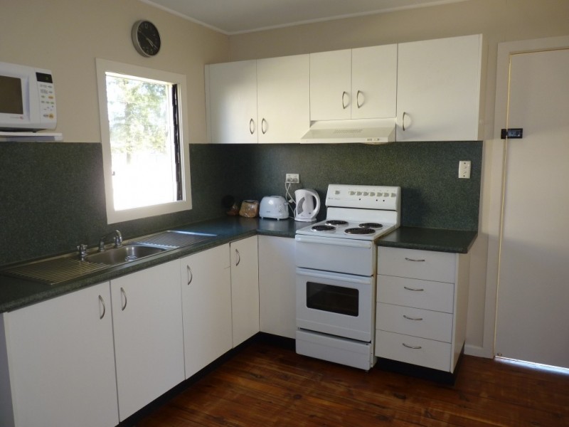 6 Boronia Avenue, St George QLD 4487