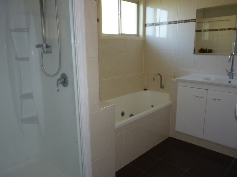 13 Elizabeth Street, St George QLD 4487