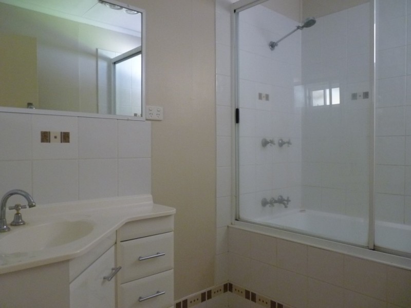 5 Andrew Street, St George QLD 4487