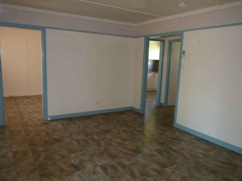 Unit 1, 14 Hutt Street, St George QLD 4487