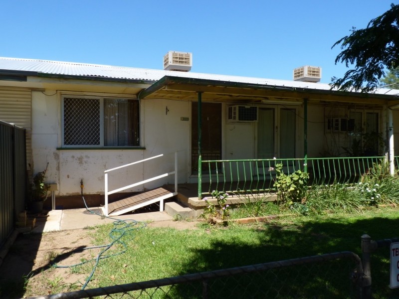 Unit 1, 14 Hutt Street, St George QLD 4487