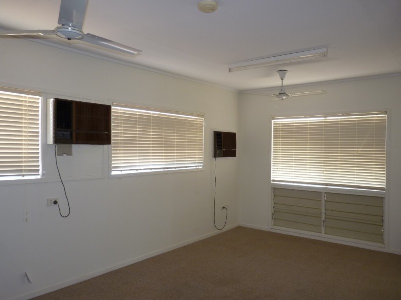 2 Marie Street, St George QLD 4487