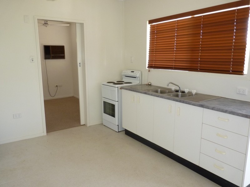2 Marie Street, St George QLD 4487
