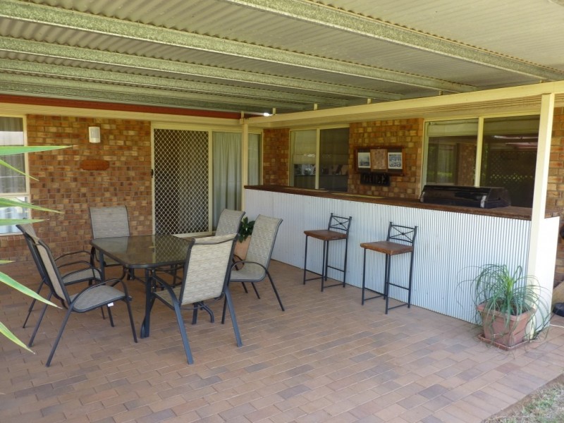 145 Arthur Street, St George QLD 4487