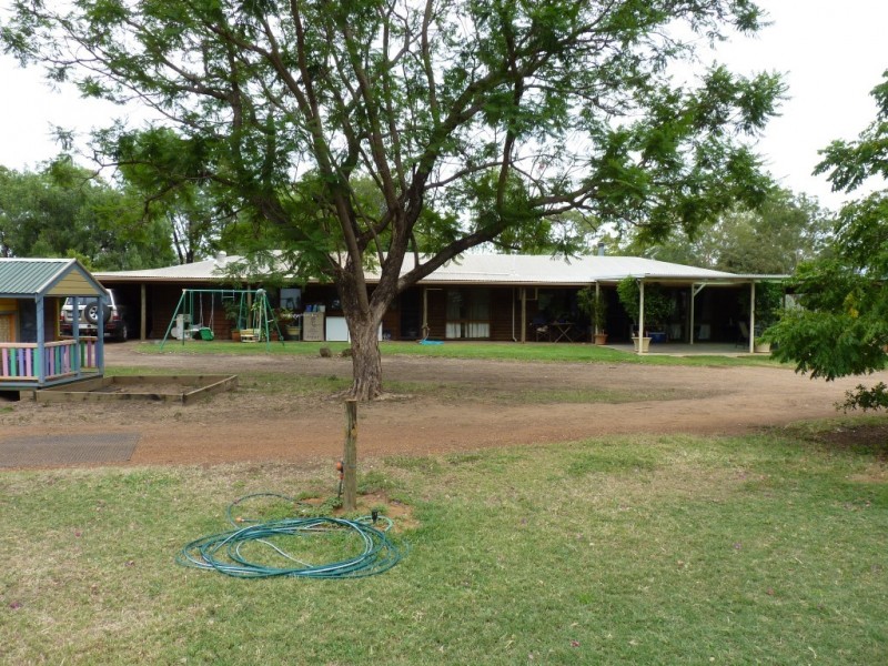 110-118 BARLEE STREET, St George QLD 4487