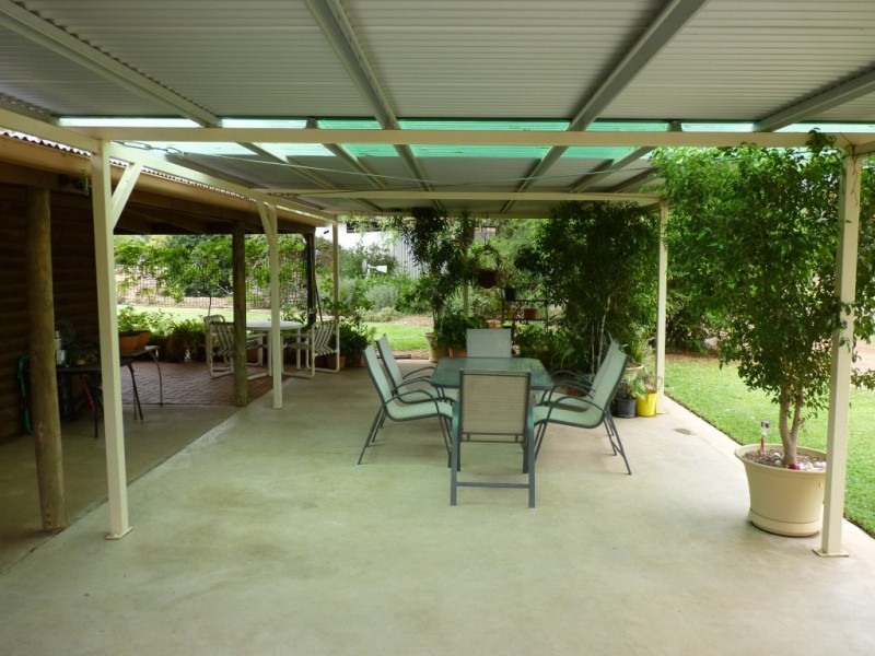 110-118 BARLEE STREET, St George QLD 4487