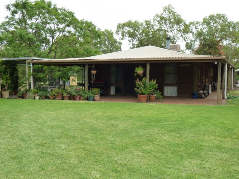 110-118 BARLEE STREET, St George QLD 4487