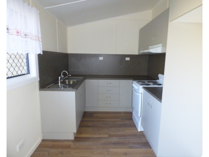 Unit 2, 140 Alfred Street, St George QLD 4487