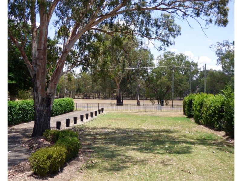 180 St Georges Terrace, St George QLD 4487