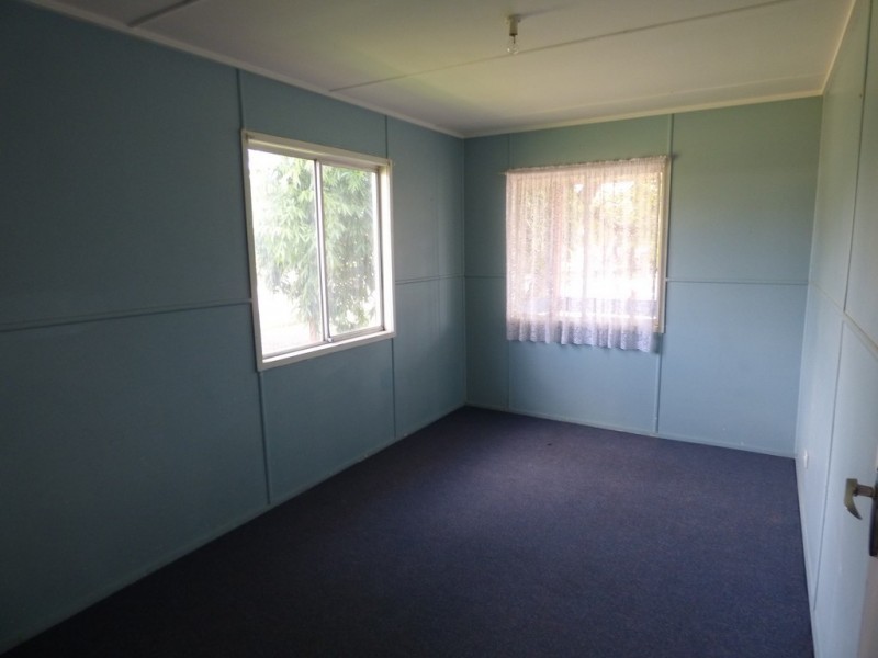 10 Alfred Street, St George QLD 4487