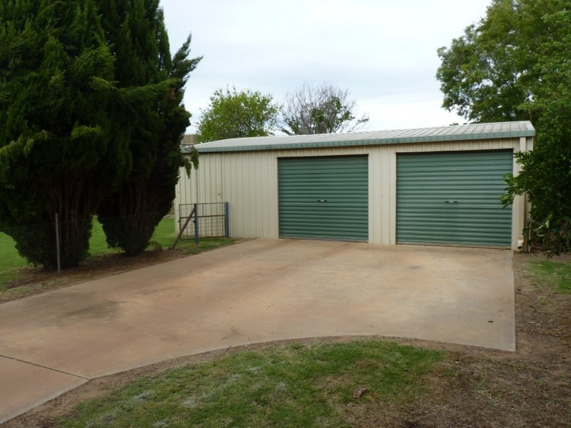 6 Anne Street, St George QLD 4487