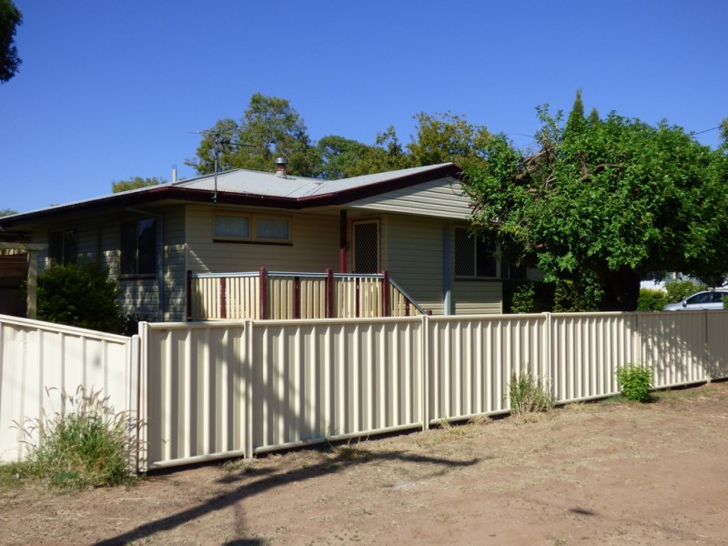 6 Anne Street, St George QLD 4487