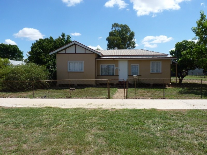 143 Alfred Street, St George QLD 4487