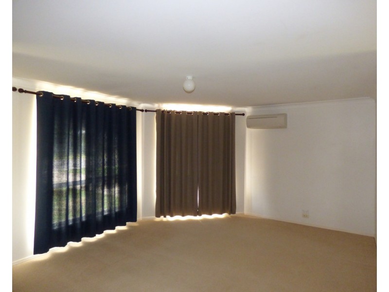 17 Taylor Street, St George QLD 4487
