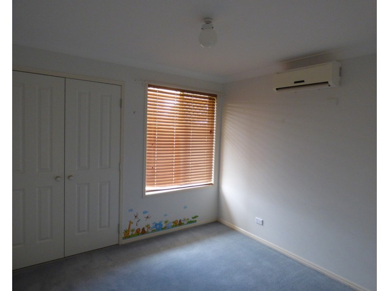 17 Taylor Street, St George QLD 4487