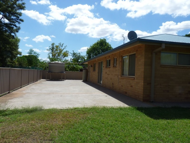 Unit 3, 32 Kenny Lane, St George QLD 4487