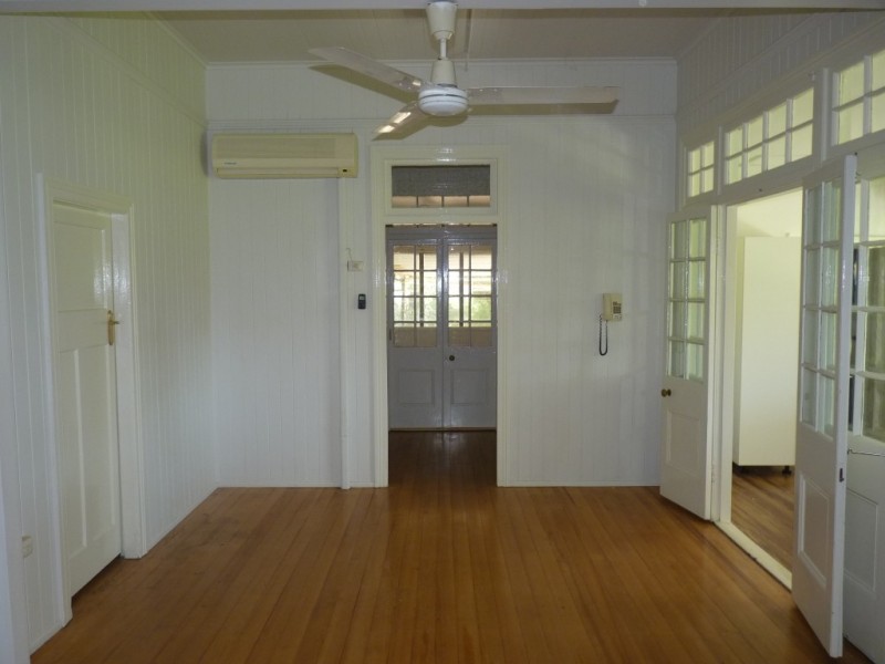 69 Scott Street, St George QLD 4487