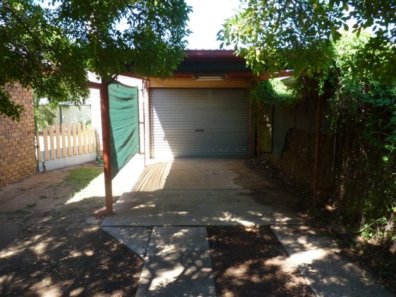 136 VICTORIA STREET, St George QLD 4487