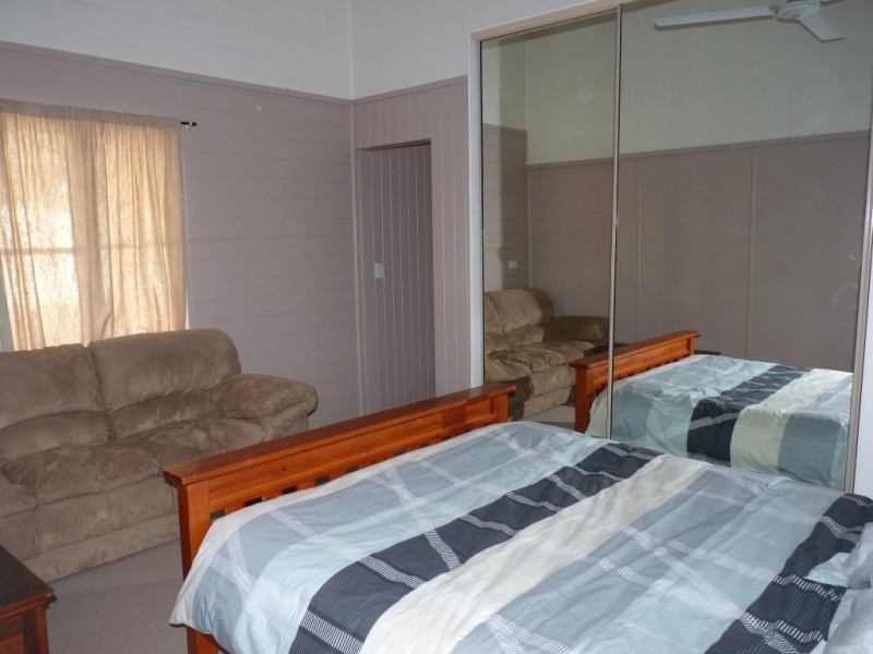 137 Arthur Street, St George QLD 4487