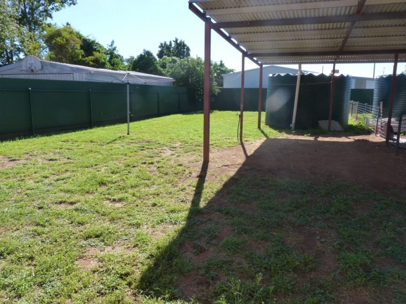 17A Andrew Street, St George QLD 4487